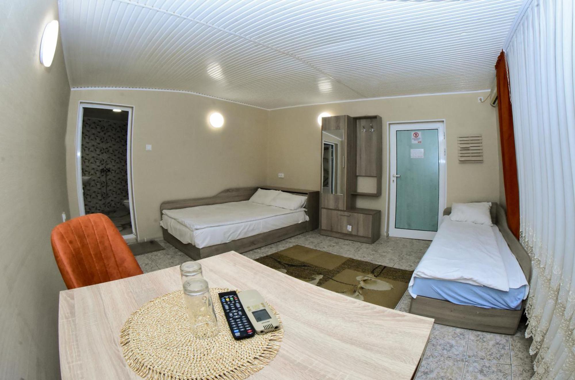 Hotel Rade 1 Vratsa ภายนอก รูปภาพ
