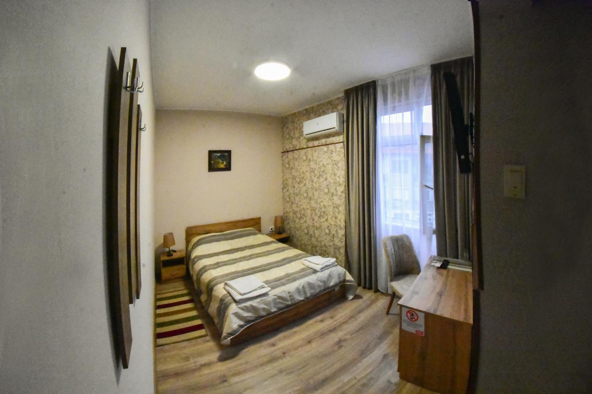 Hotel Rade 1 Vratsa ภายนอก รูปภาพ