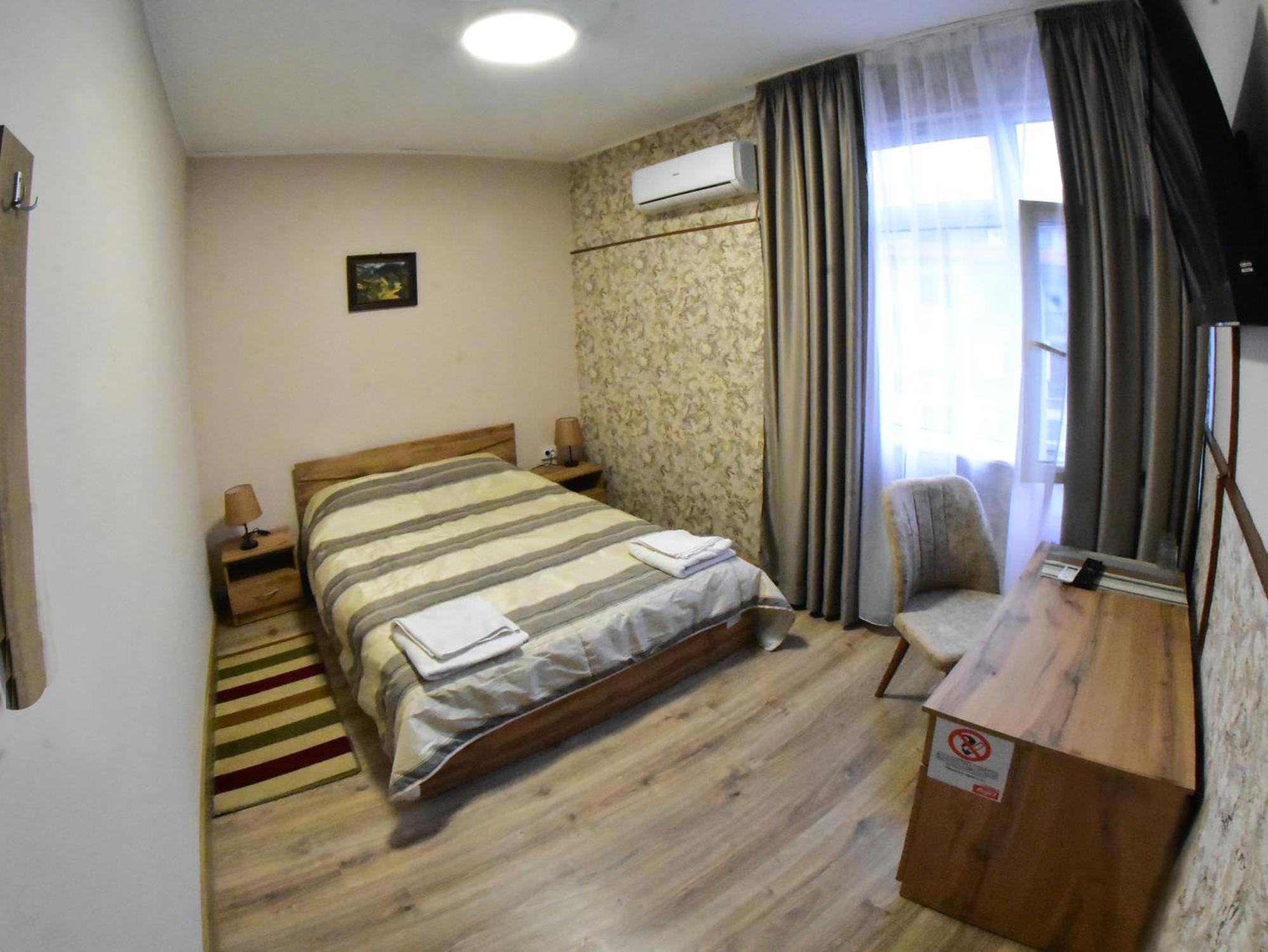 Hotel Rade 1 Vratsa ภายนอก รูปภาพ