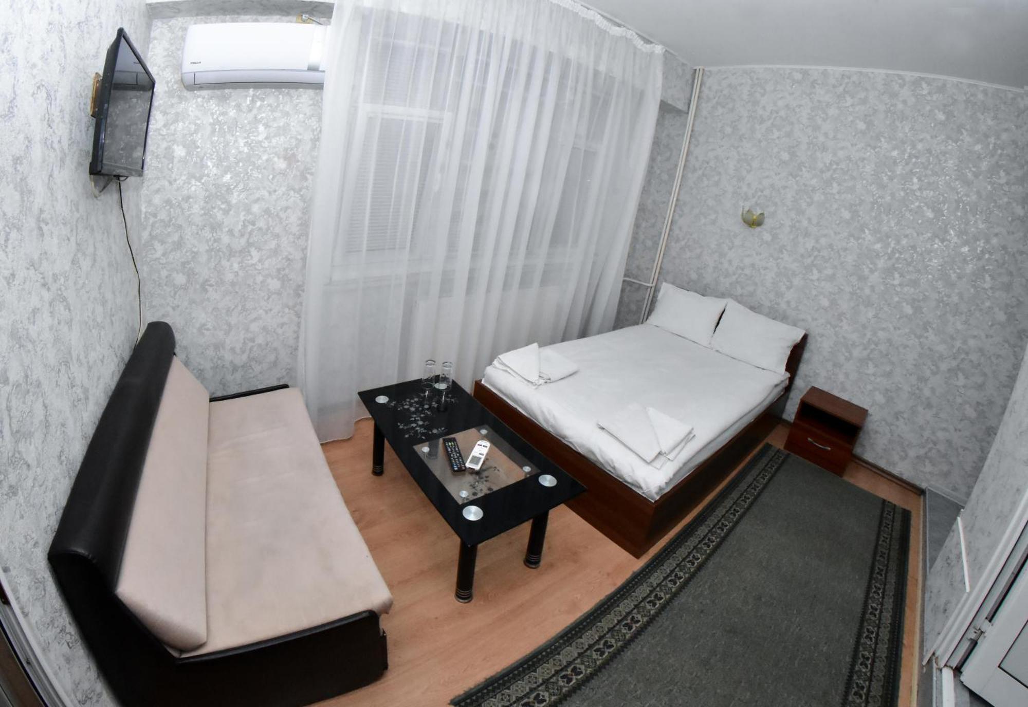 Hotel Rade 1 Vratsa ภายนอก รูปภาพ