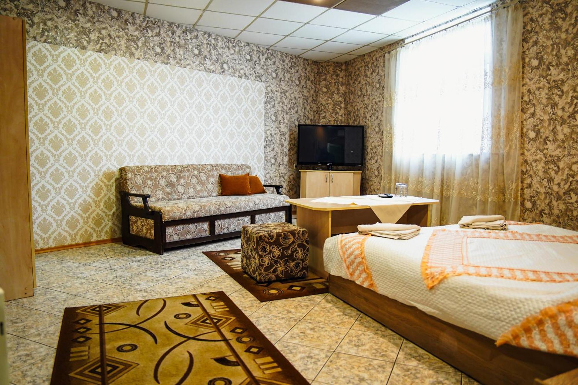 Hotel Rade 1 Vratsa ภายนอก รูปภาพ