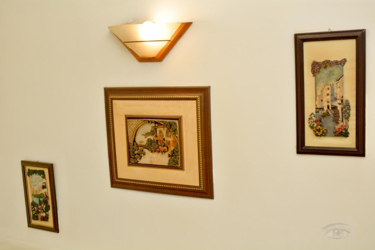 Hotel Rade 1 Vratsa ภายนอก รูปภาพ